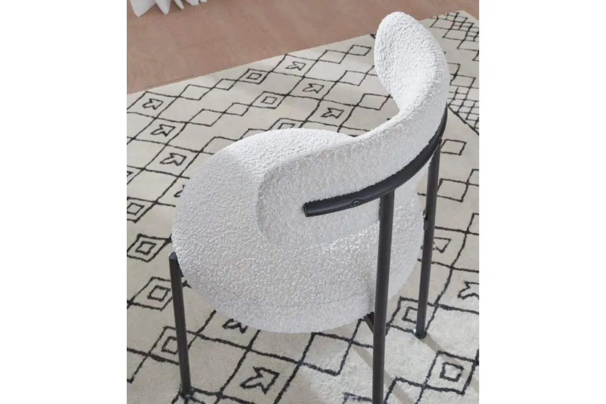 Aere Dining Table & 4 Chairs - Image 6