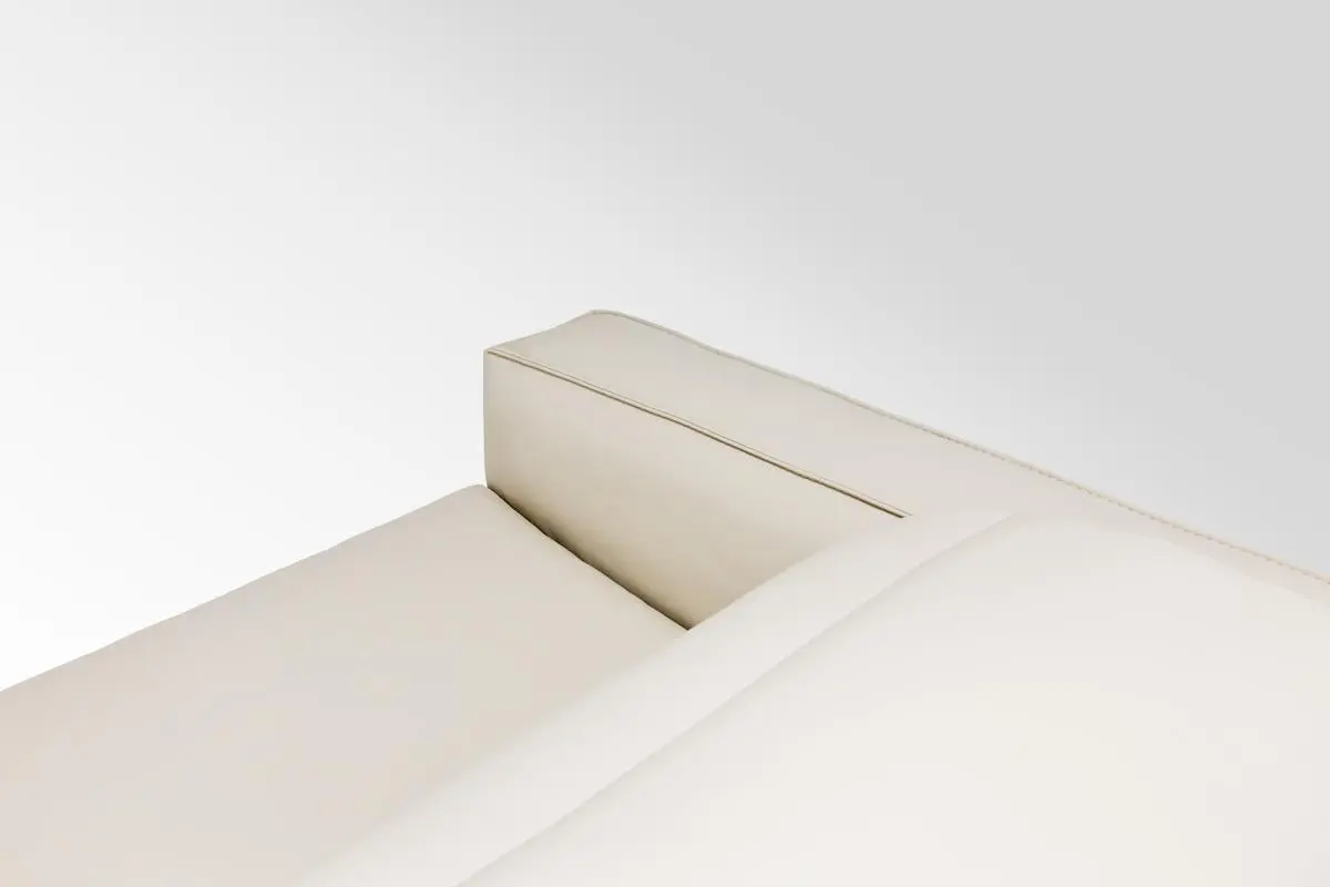 Amara 2 Power Console Loveseat - Image 20