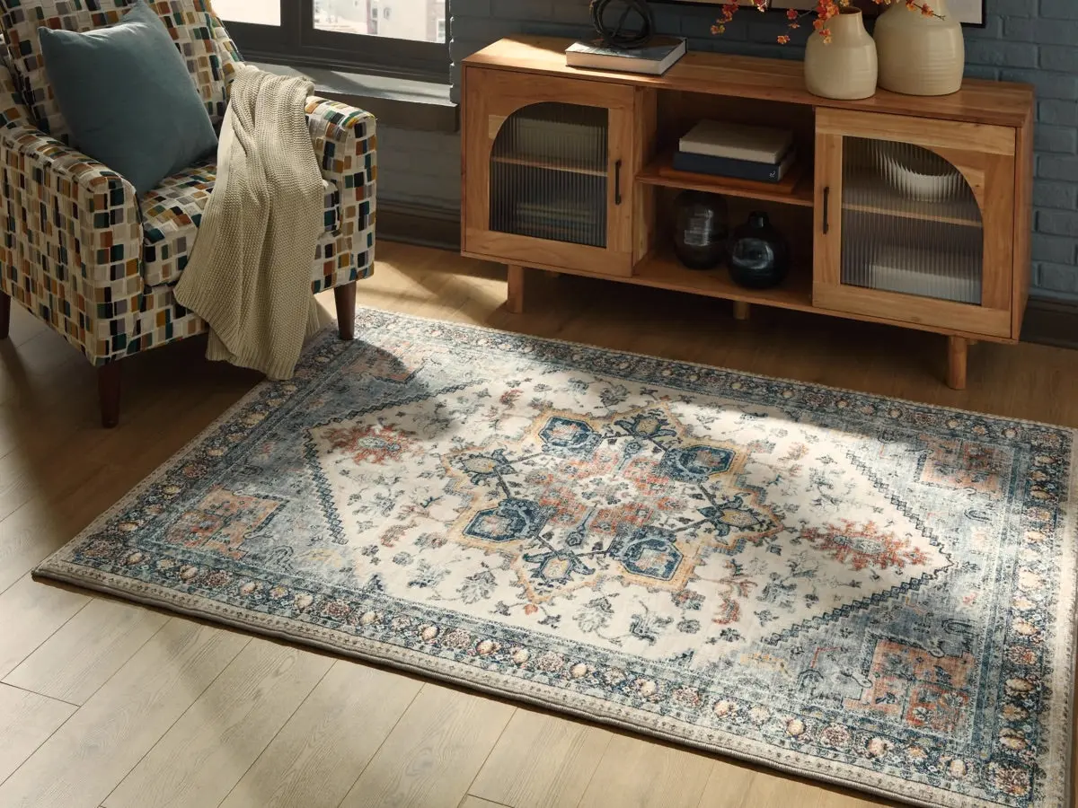 Arlenmont Classic Rug - Image 4