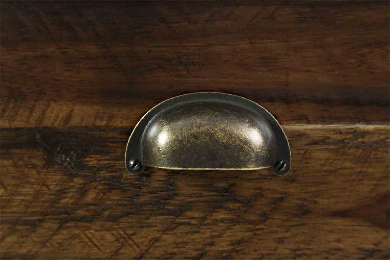 Artisans Chairside Table - Image 10