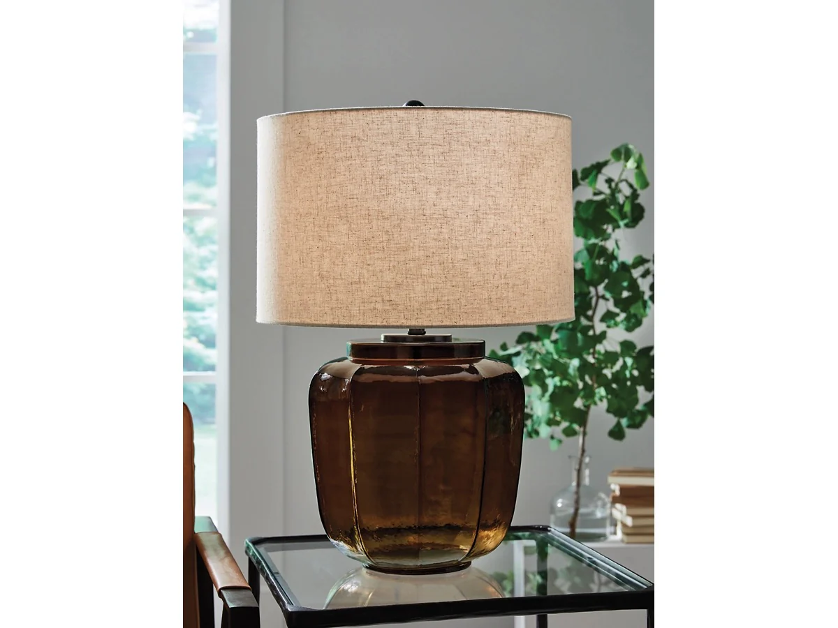 Bainmore Lamp