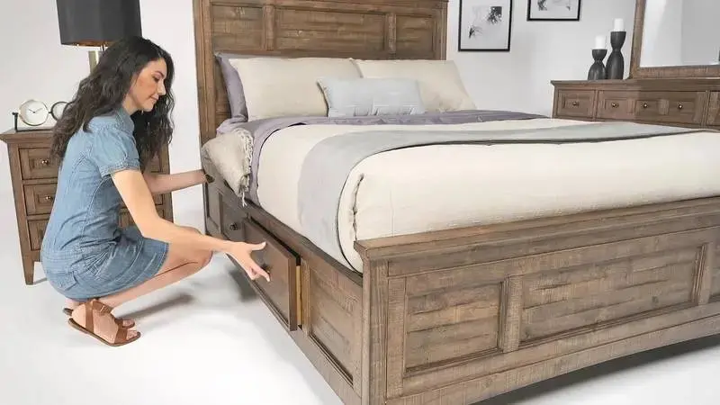 Bay Creek Panel Bed - Image 25