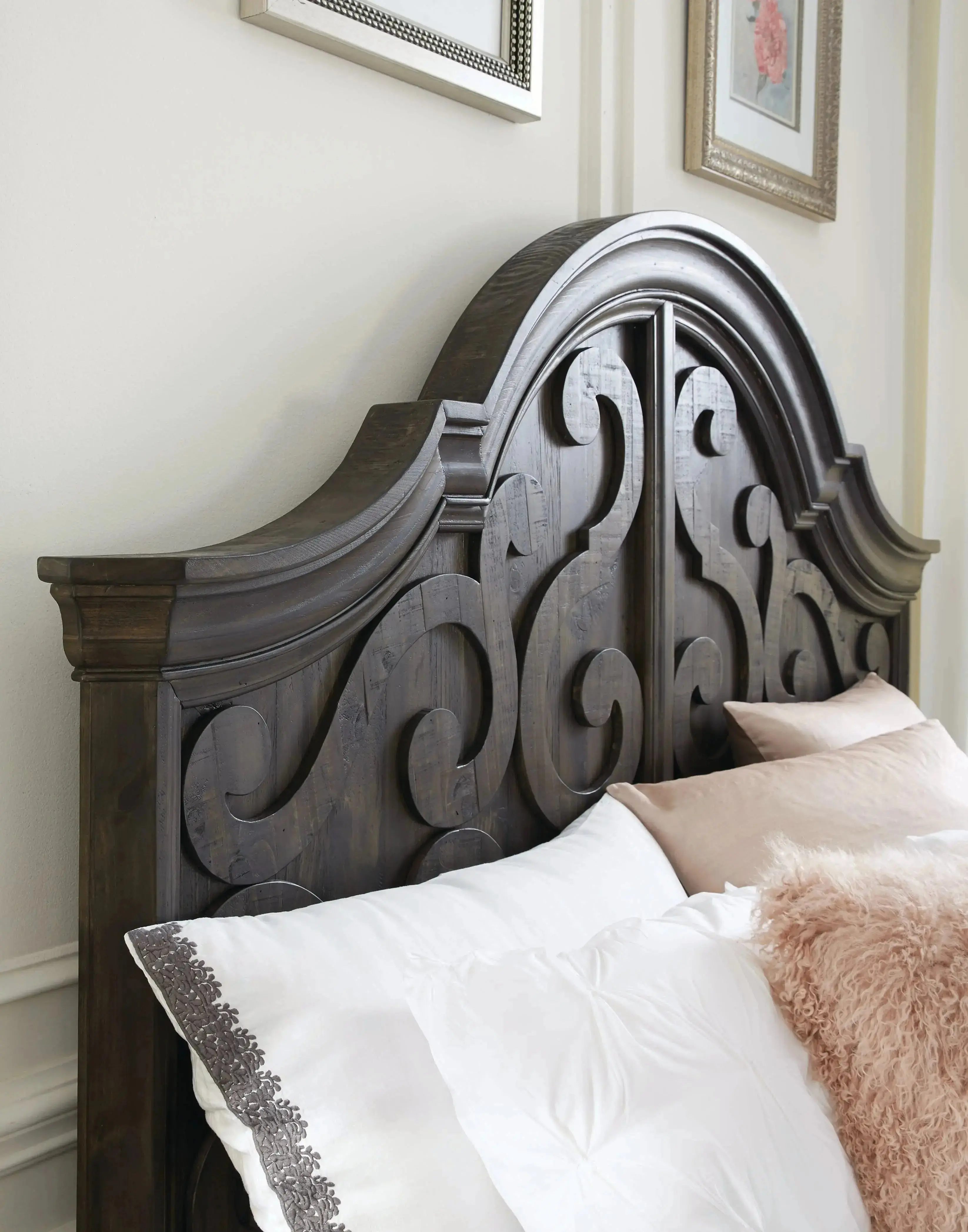 Bellamy Arch Panel Bed - Image 9