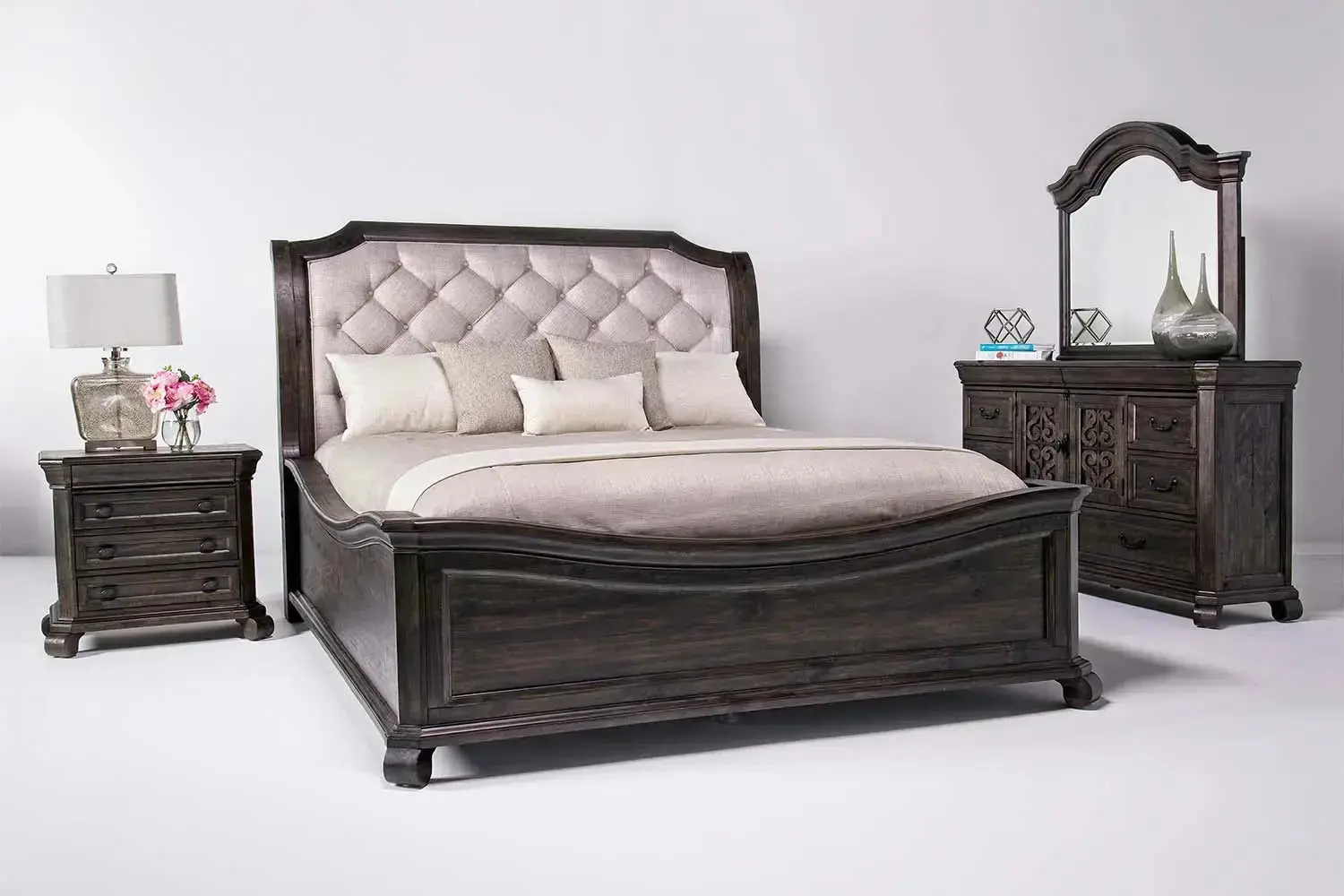 Bellamy Sleigh Bed - Image 39