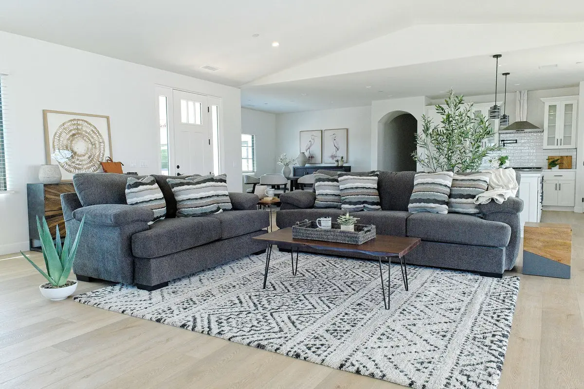 Bermuda Loveseat - Image 13