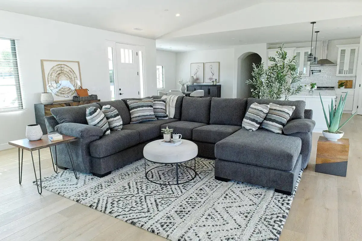 Bermuda Tux Loveseat Chaise Sectional - Image 28