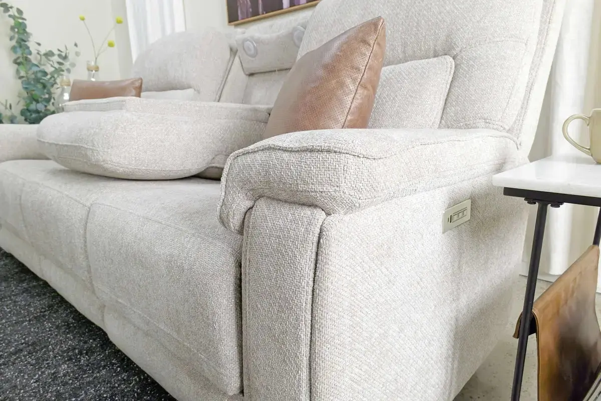 Cannes 3 Power Theater Sofa - Image 11