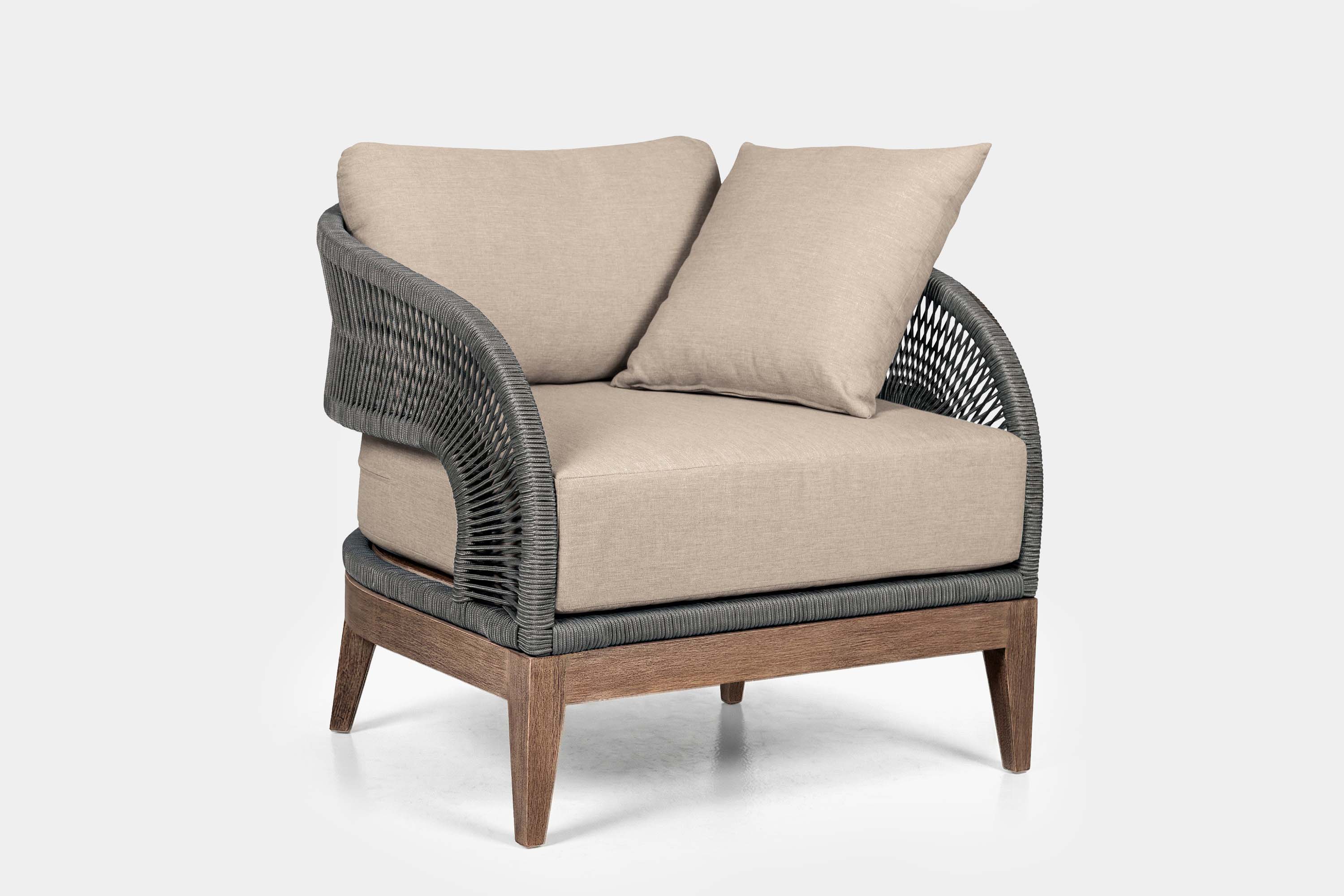 Capri Outdoor Lounge Chair - Image 10