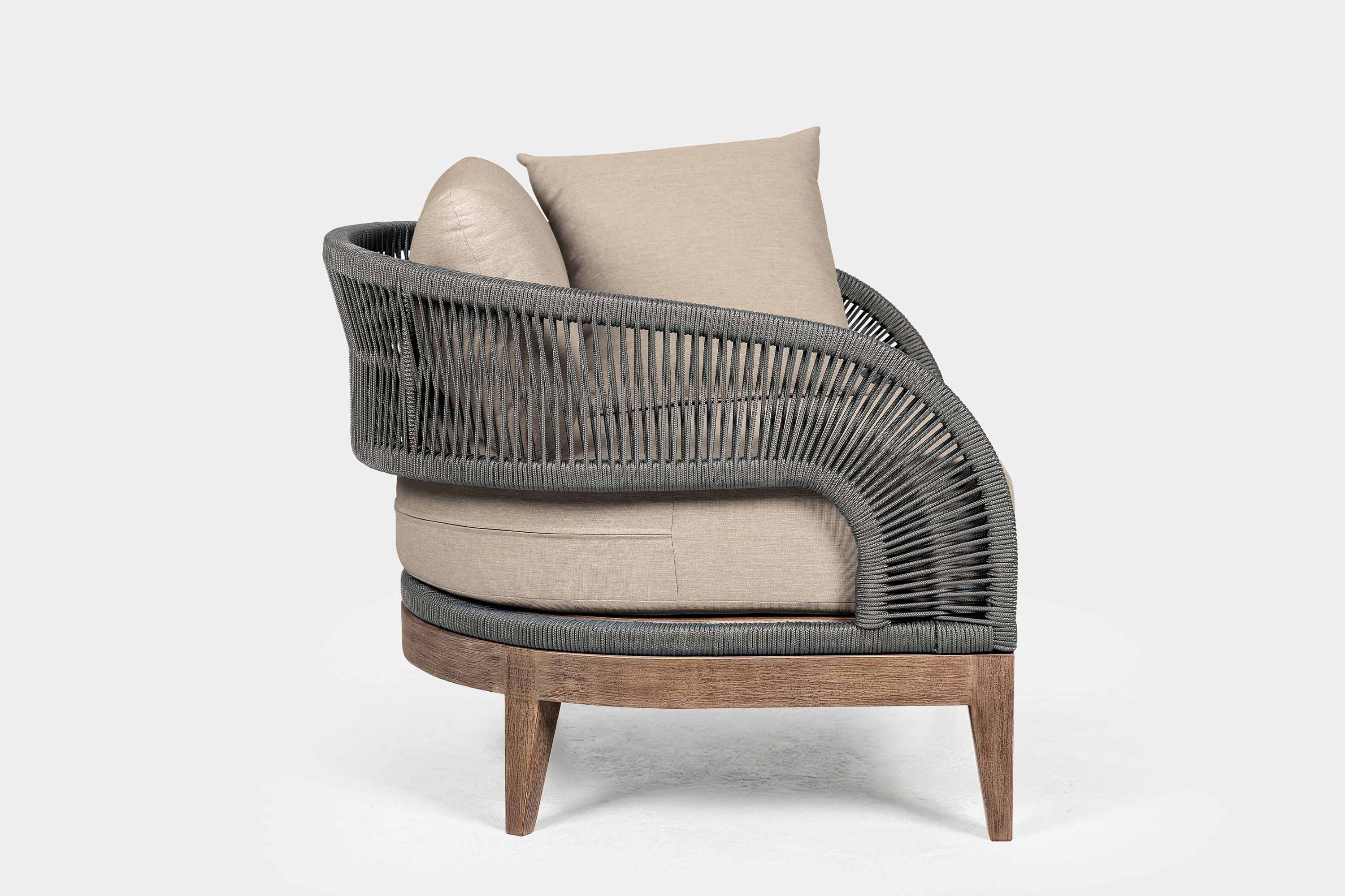 Capri Outdoor Lounge Chair - Image 12