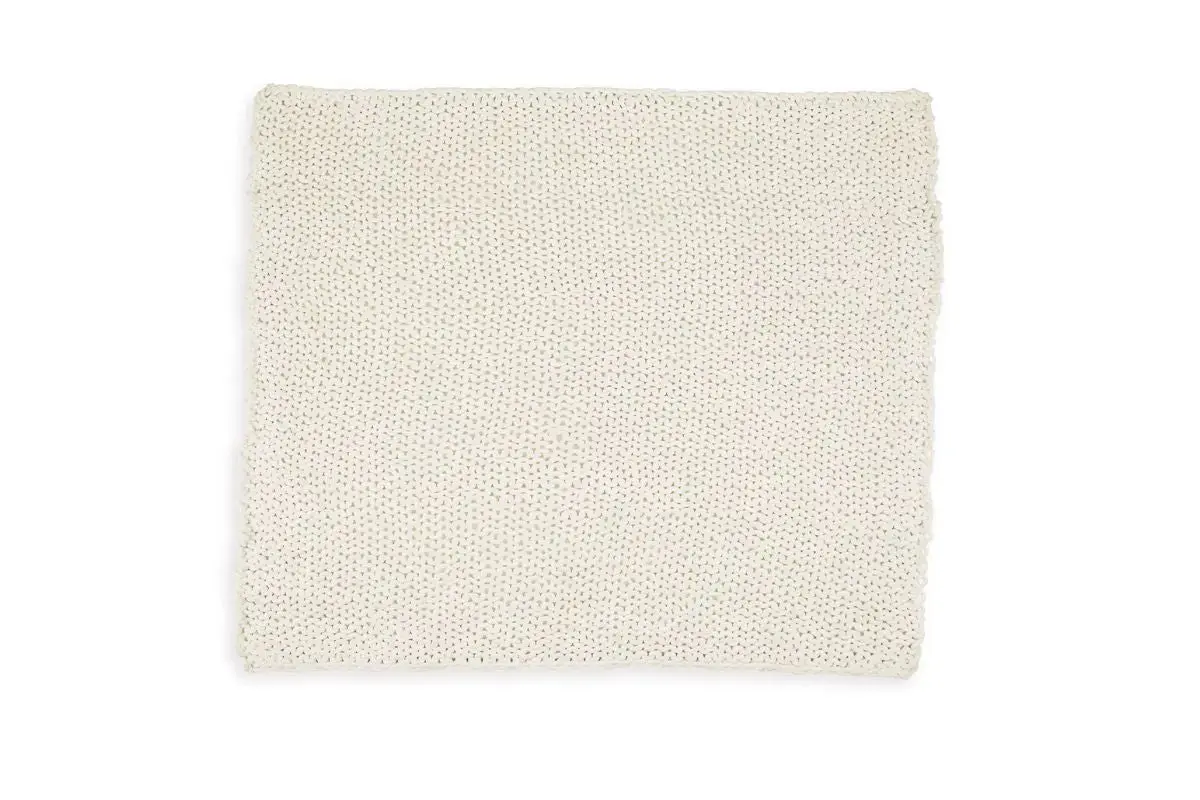 Chaddon Throw Blanket - Image 3