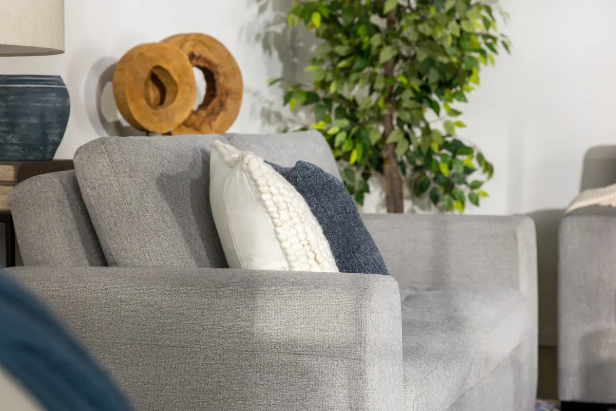 Claire Full Sleeper Loveseat - Image 17