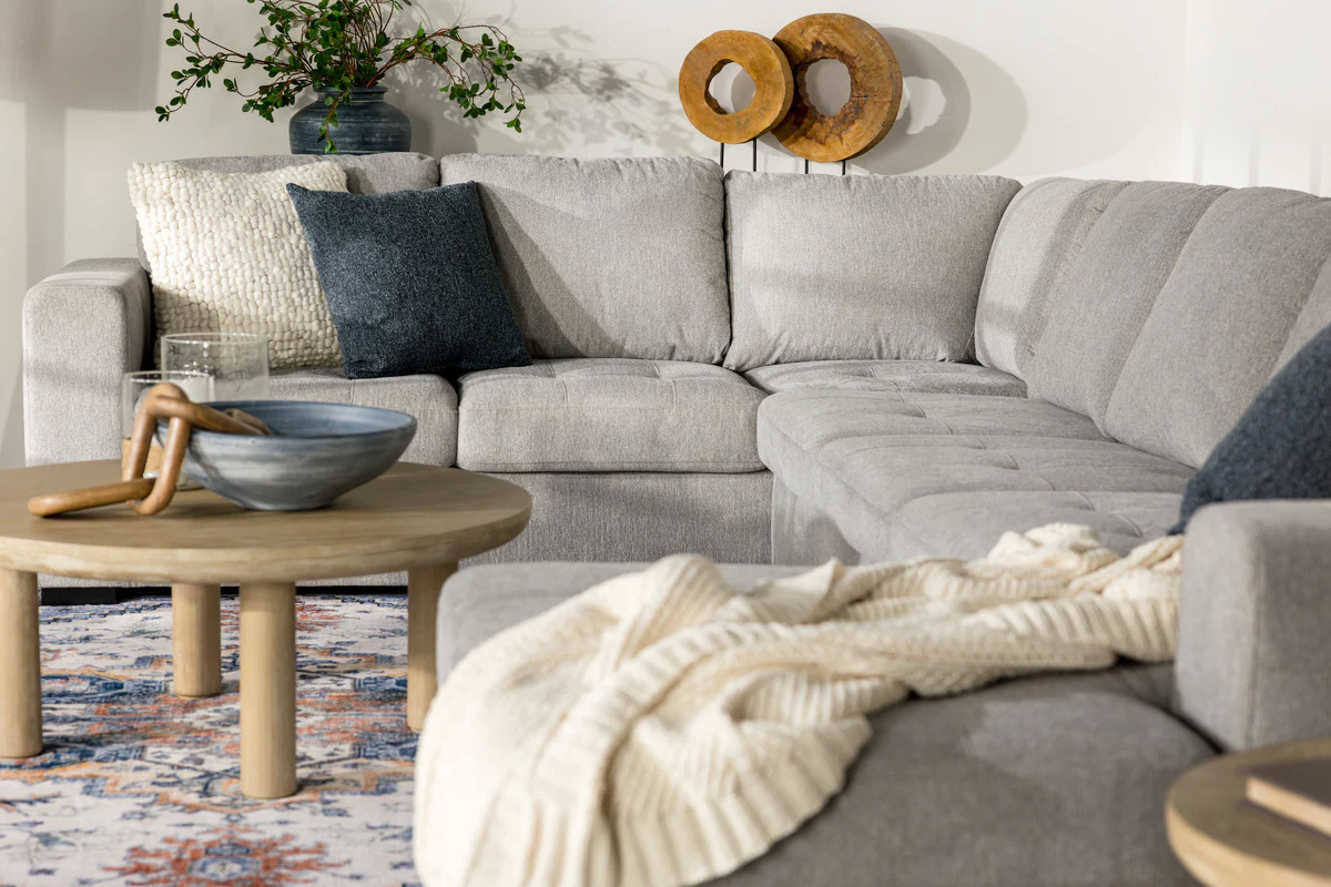 Claire Queen Pullout Tux Chaise Sectional - Image 41