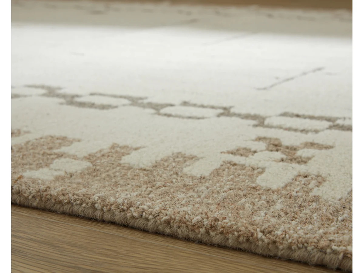 Dot Rug - Image 7