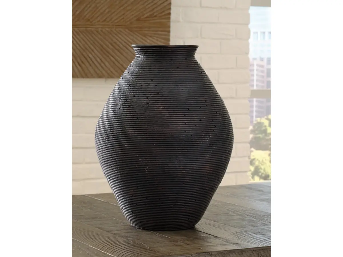 Hannela Vase - Image 7