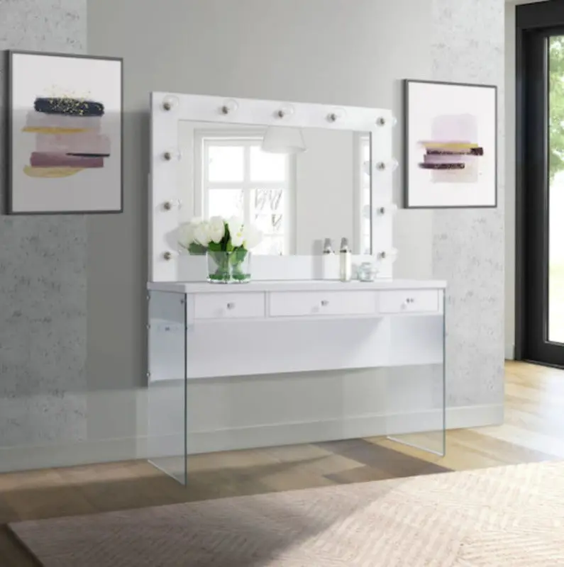 Jacey Vanity With Mirror