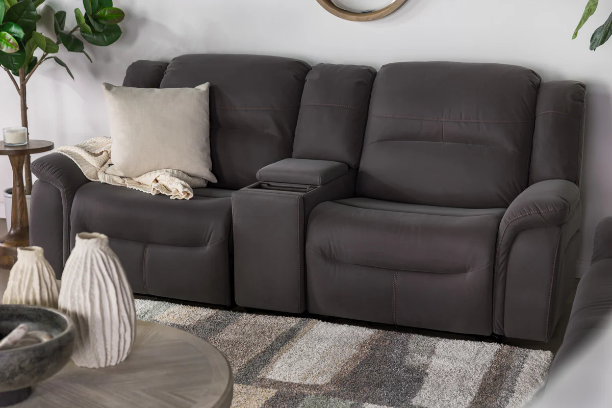 Jaxon 2 Power Console Loveseat - Image 9