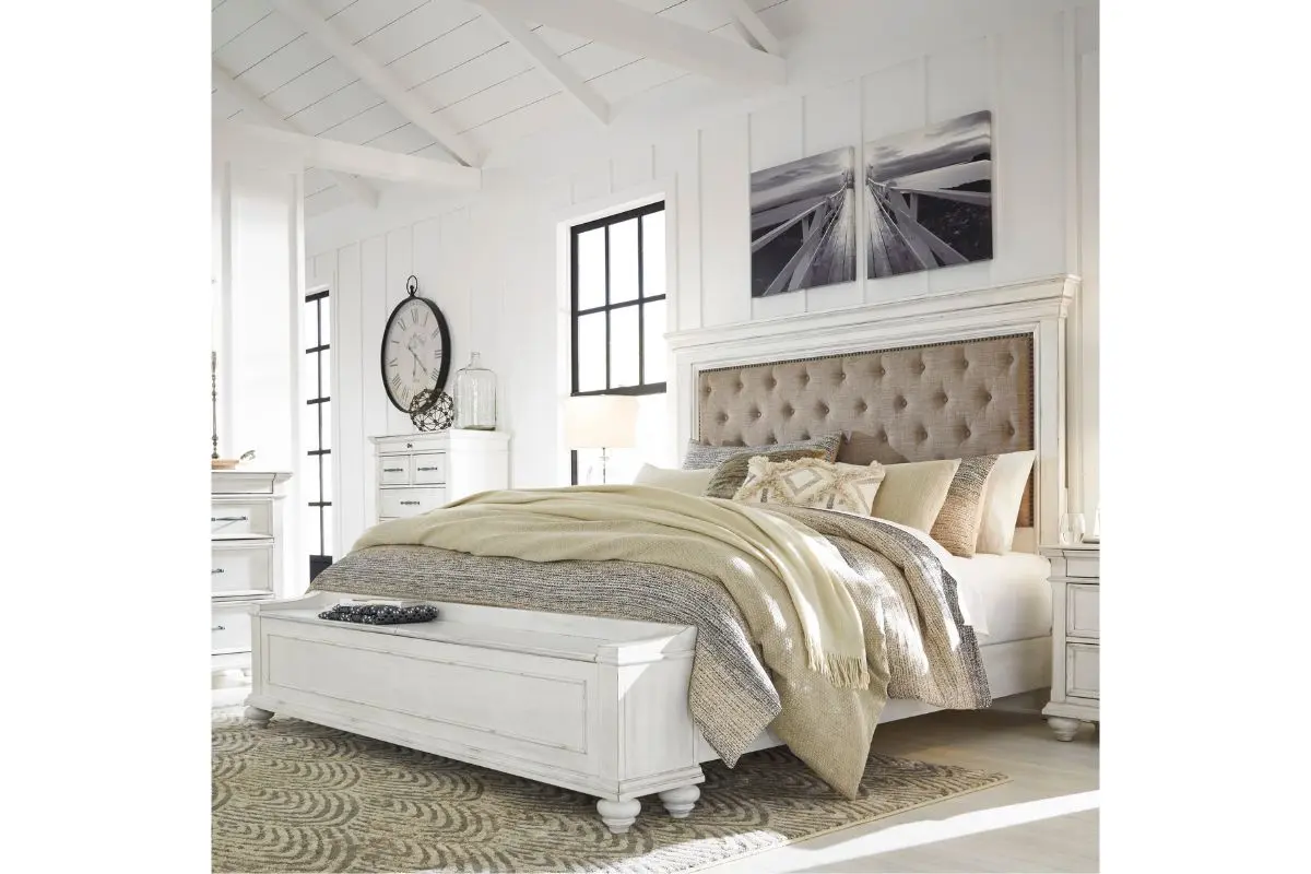 Kanwyn Upholstered Panel Bed With Storage - Image 5