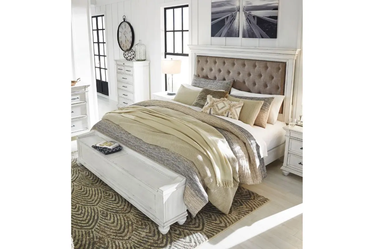 Kanwyn Upholstered Panel Bed With Storage - Image 6