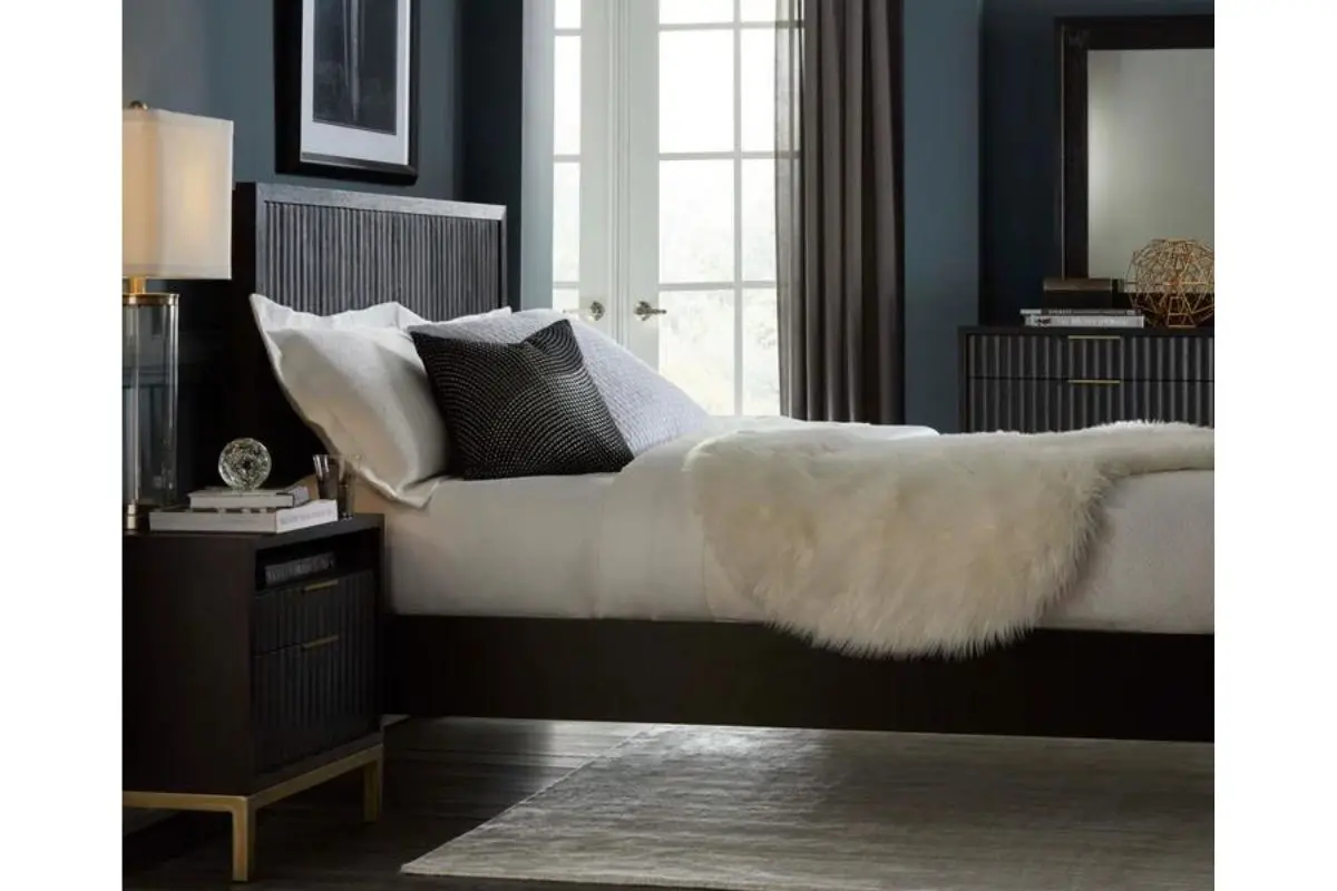 Kentfield Platform Bed - Image 7