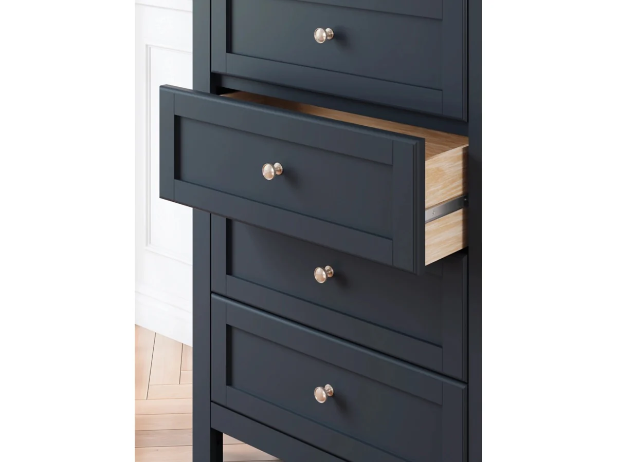 Landocken Chest - Image 6