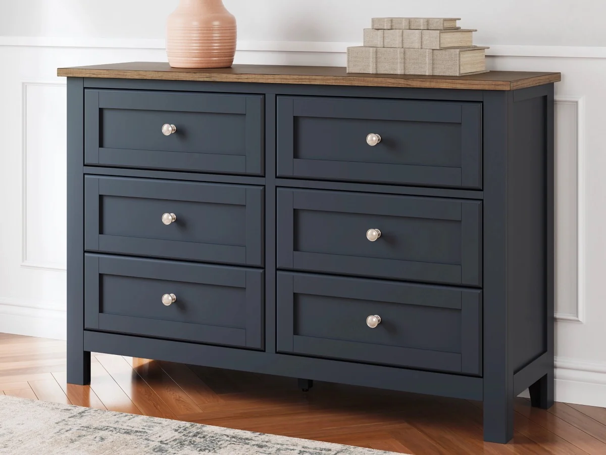 Landocken Dresser - Image 7