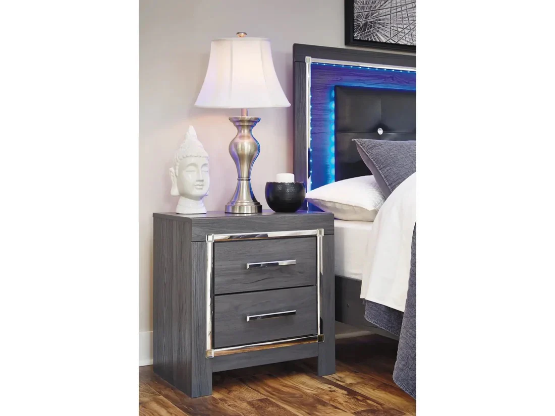 Lodanna Panel Bed & Dresser & Mirror & Nightstand - Image 14