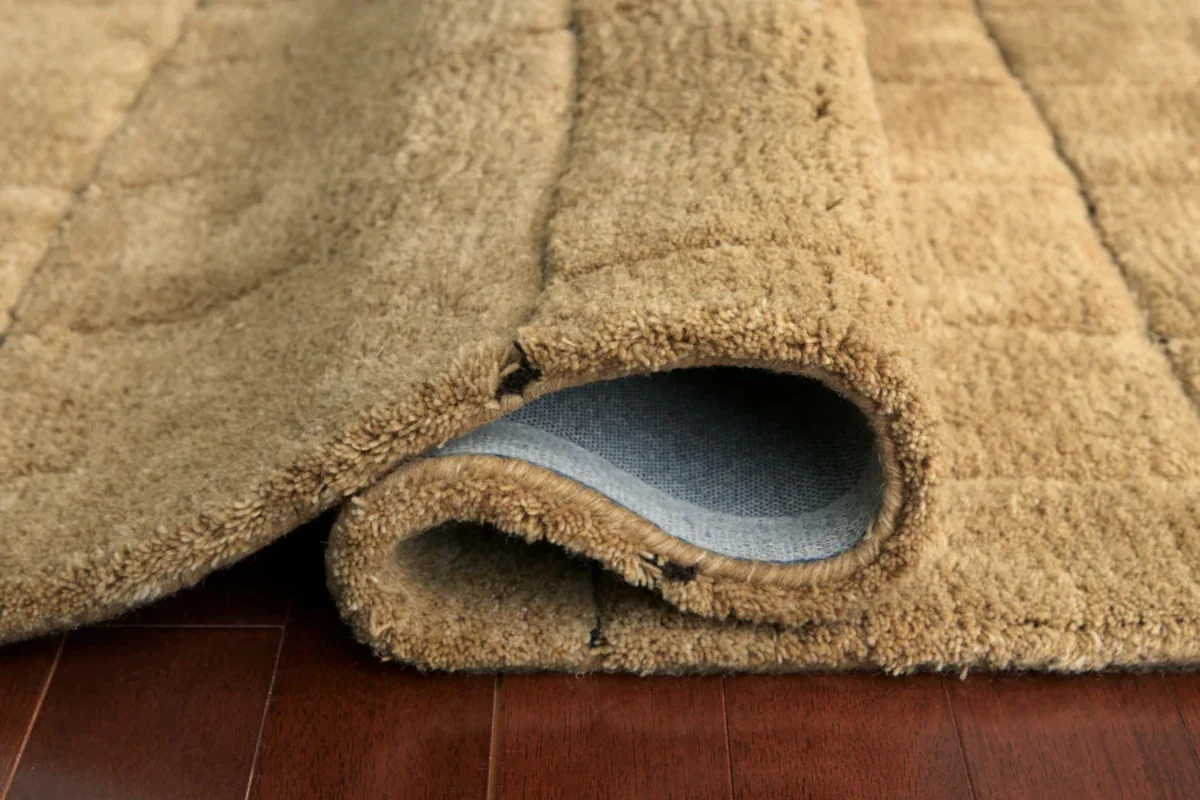 Luzmont Rug - Image 2