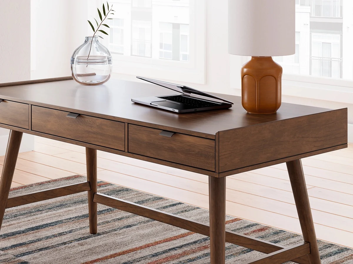 Lyncott Office Desk - Image 7