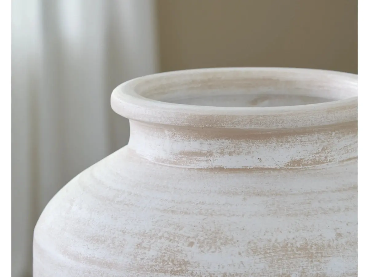 Meadie Vase - Image 2