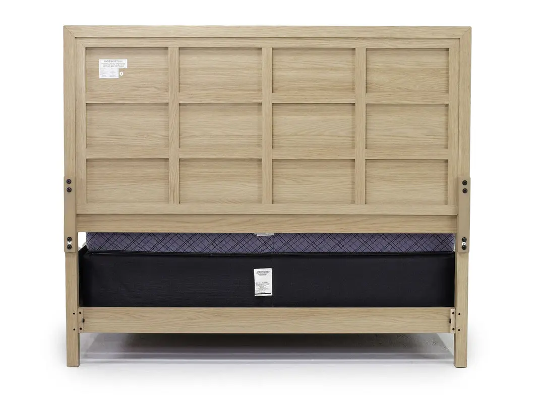 Merrifield Panel Bed - Image 4
