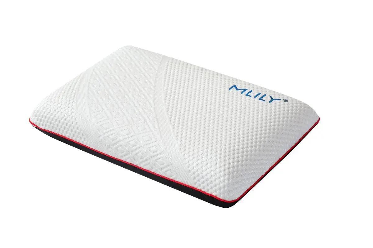 Mlily Manchester United Pillow - Image 3