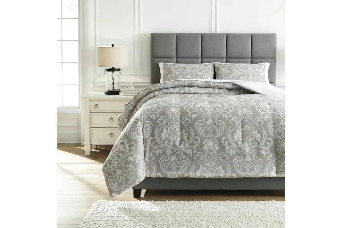 Noel Comforter Set - Image 4