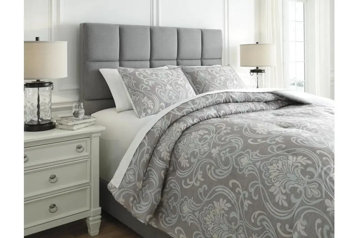 Noel Comforter Set - Image 5