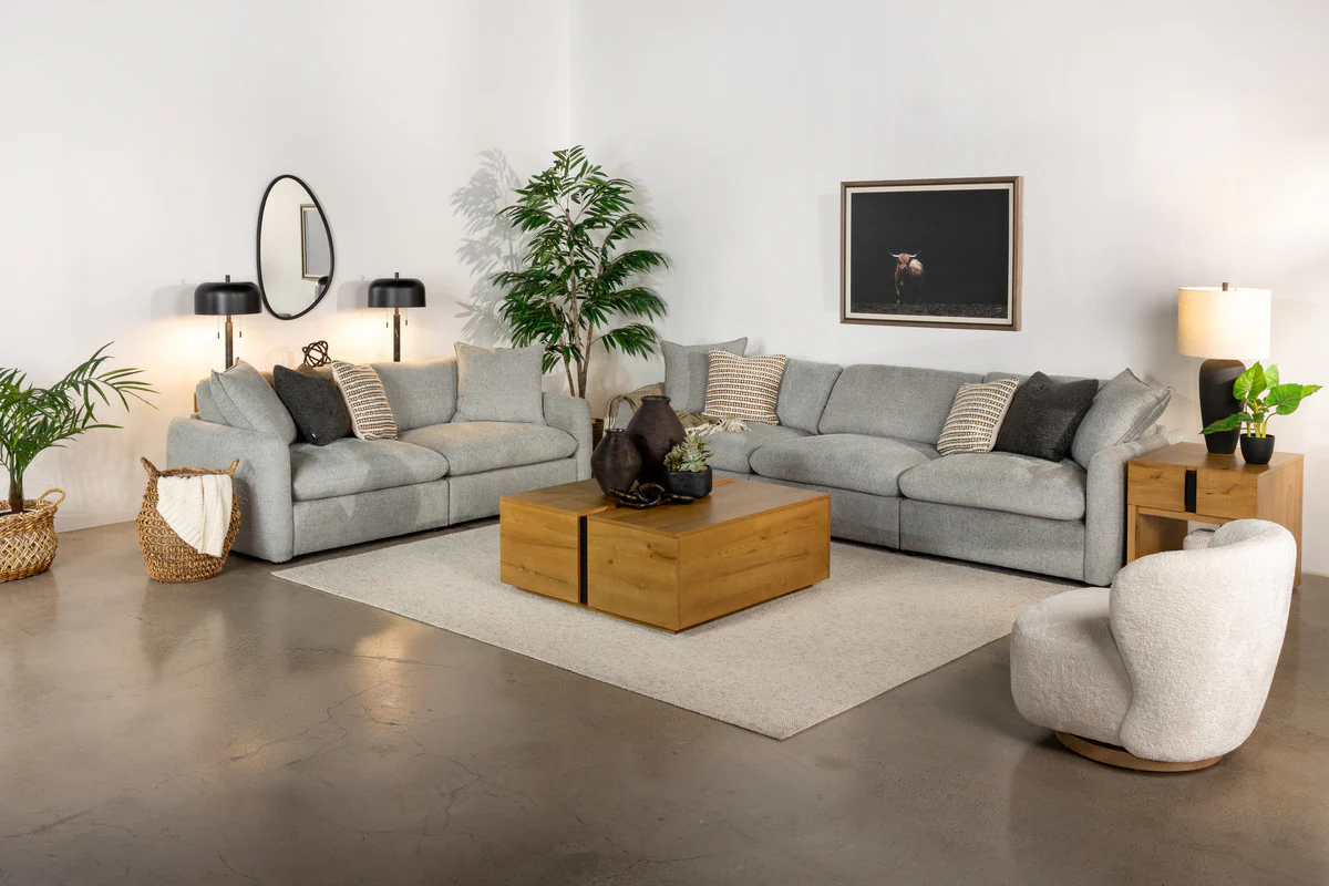 Nova Loveseat - Image 4