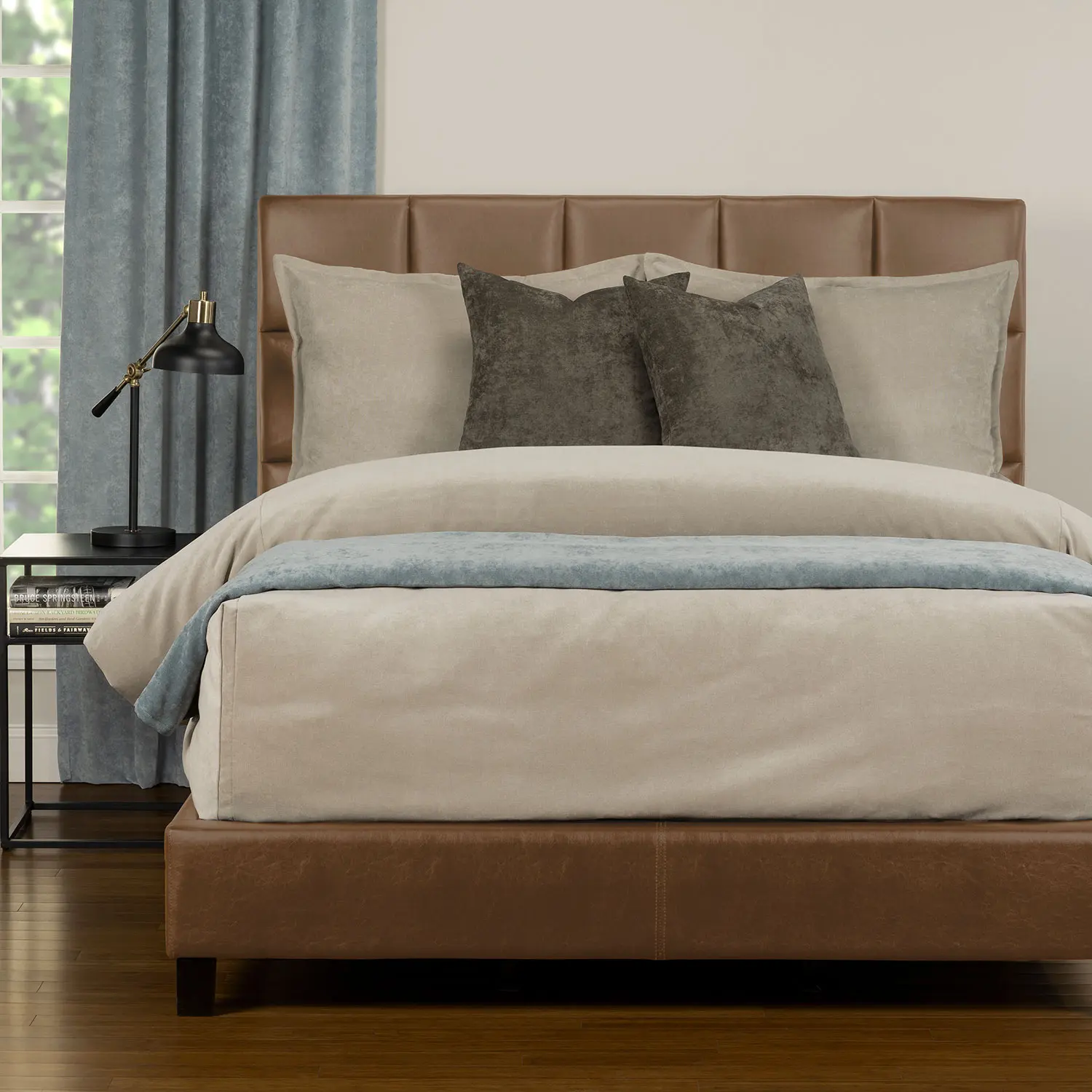 Padma Comforter Set - Image 9