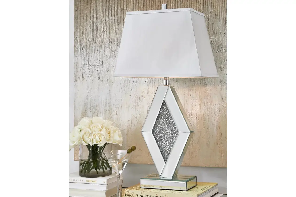 Prunella Lamp - Image 2