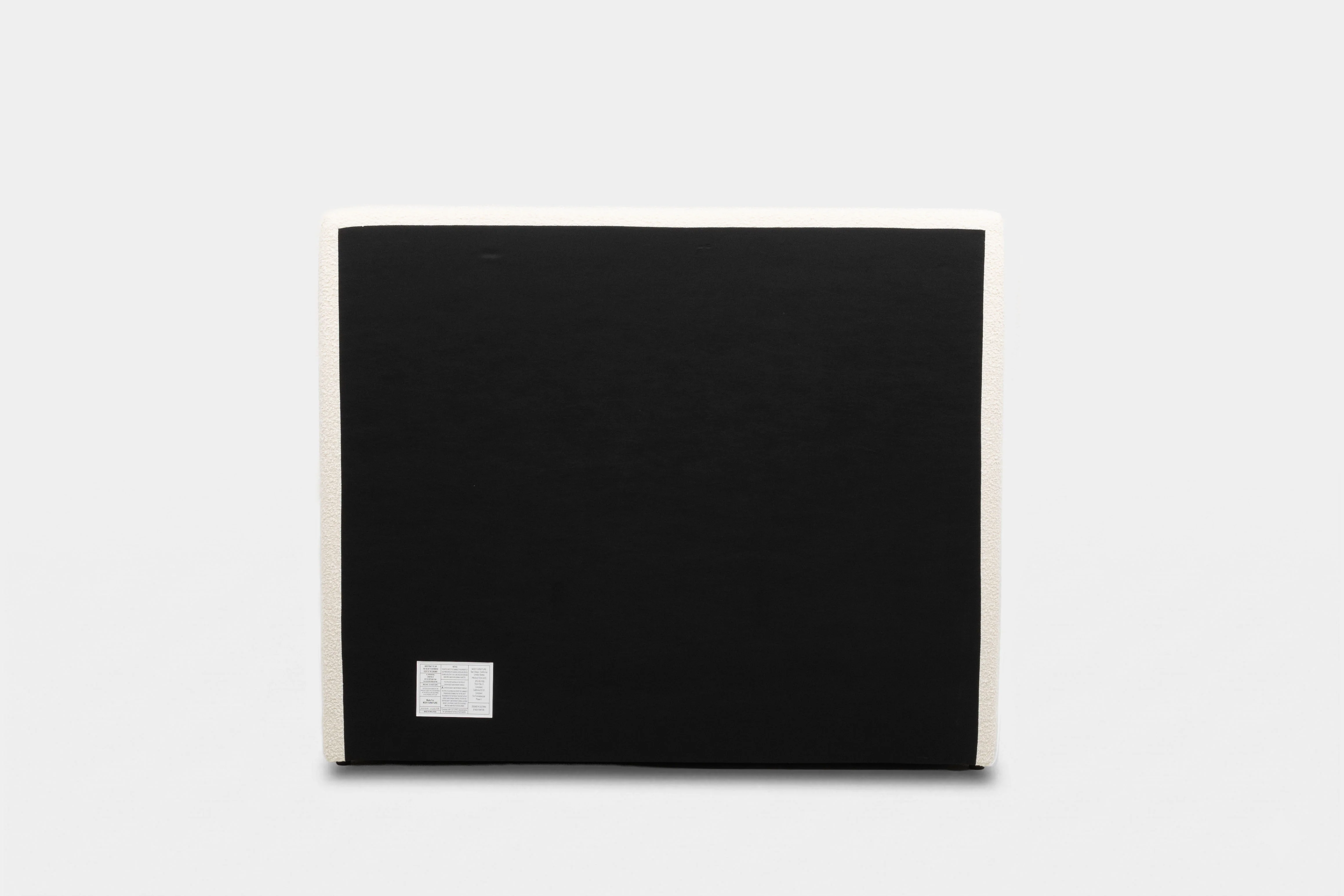 Sora Upholstered Bed - Image 4