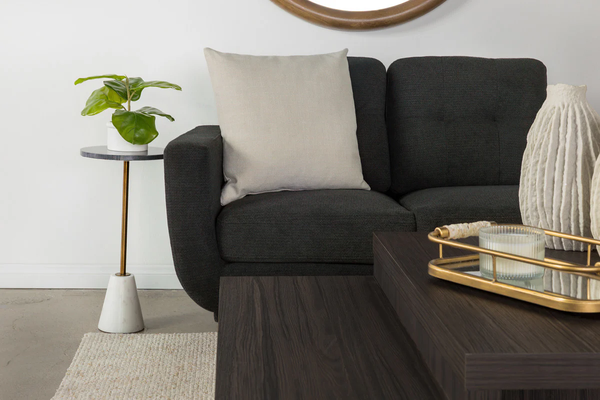 Sussex Loveseat - Image 27