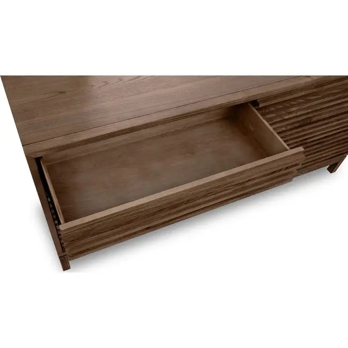Tanner Dresser - Image 3
