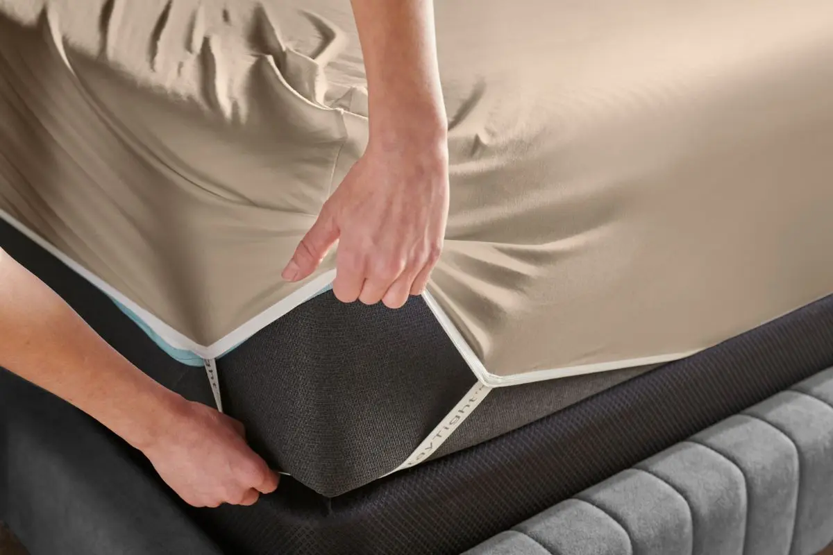 Tempur Pedic Breeze Sheets - Image 84