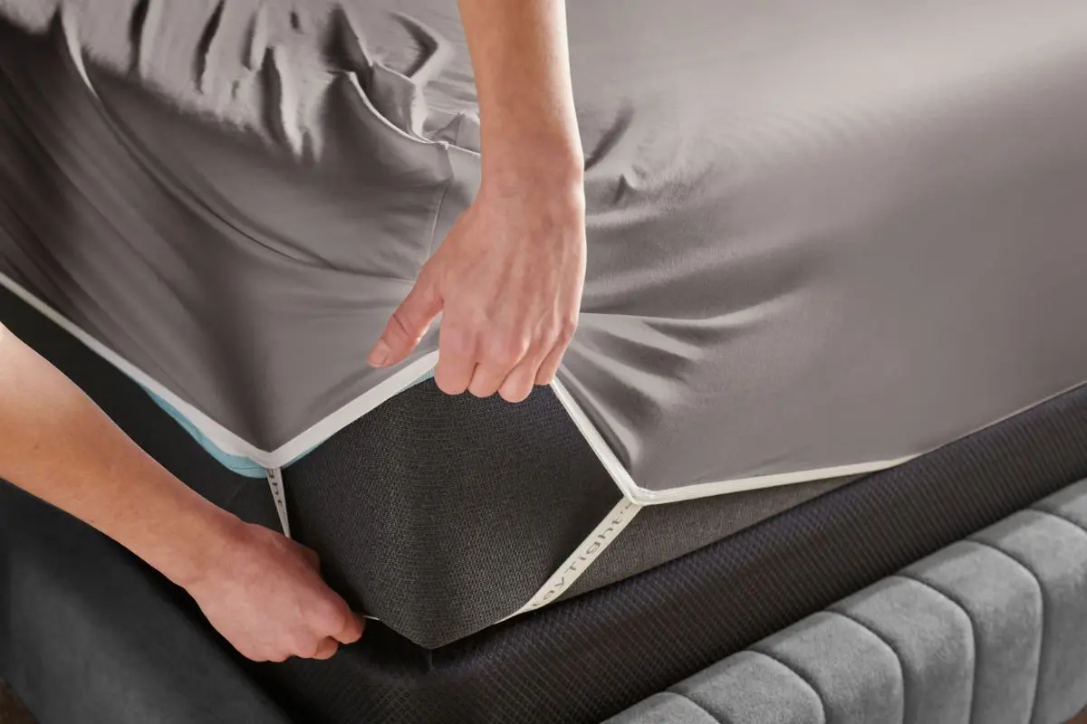 Tempur Pedic Breeze Sheets - Image 9