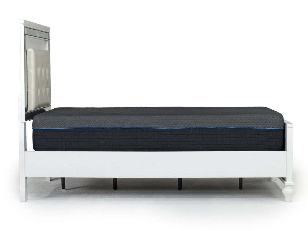 Valentino Panel Bed - Image 3
