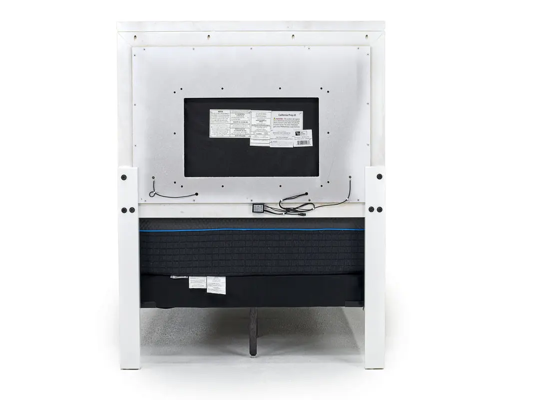 Valentino Panel Bed - Image 4