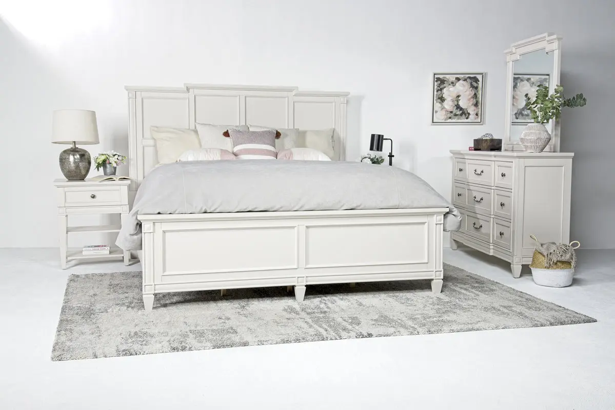 Willowbrook Panel Bed - Image 11