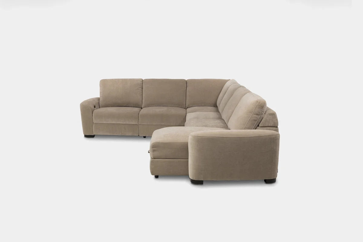 Wynn 6 Piece Chaise Sectional - Image 18